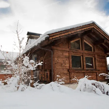 Chalet Maverick Шале